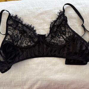 PrettyLittleThing Black Lace Bra